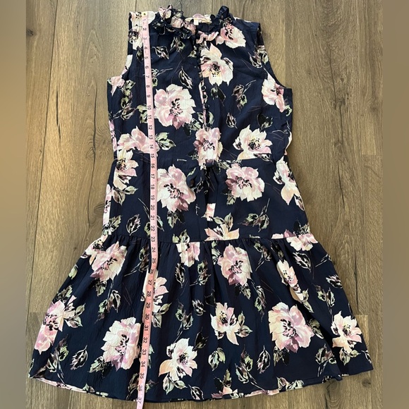 Rebecca Taylor Magnolia Navy Floral Print
Tie Waist Sleeveless Dress Size 0 - Picture 11 of 12